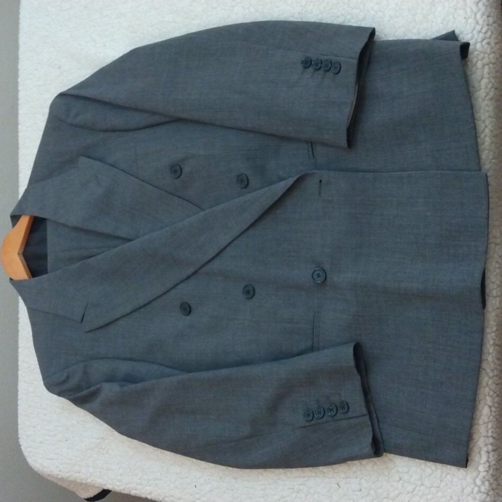 Canali Milano Gray Peak Lapel Merino Wool Suit (Made in Italy)  40R*